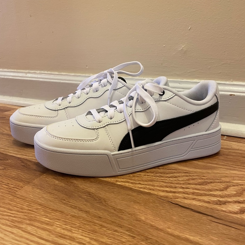 Puma Fashion Sneaker NWOT